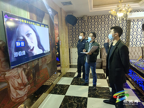 甘龍鎮(zhèn)多部門聯(lián)合開展“掃黃打非”暨校園周邊安全檢查專項(xiàng)行動
