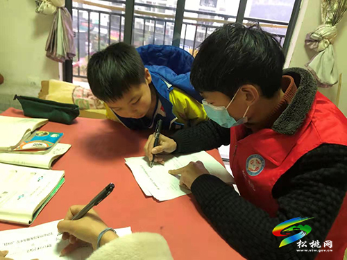 育才社區(qū)：以黨建帶團(tuán)建“四化”服務(wù)群眾