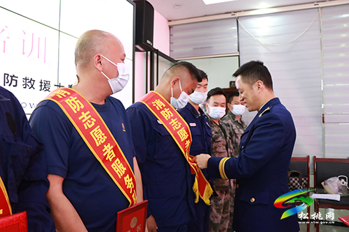 松桃首支消防志愿者服務(wù)隊成立