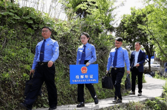 貴州松桃：“帶案下訪+上門(mén)聽(tīng)證”讓矛盾化解在“家門(mén)口”