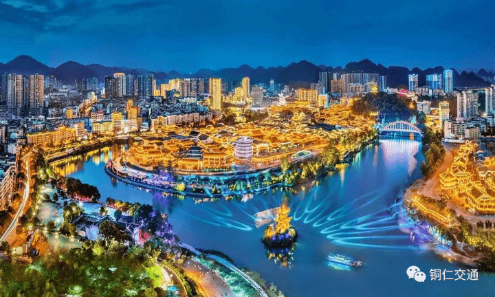 最美風(fēng)景在路上！沿著“醉美高速”去旅行
