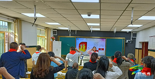 妙隘鄉(xiāng)完小開展少先隊輔導員培訓