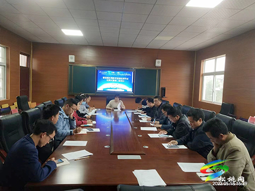 普覺鎮(zhèn)召開東莞教學(xué)資源應(yīng)用平臺(tái)和莞式慕課二級(jí)培訓(xùn)會(huì)