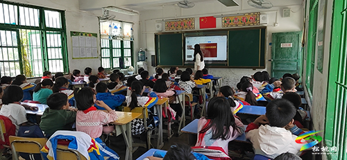 寨英鎮(zhèn)教育管理中心組織開展藝體學(xué)科走教活動