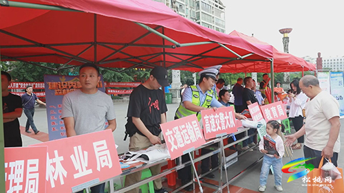 ​松桃舉行2022年“安全生產(chǎn)月”宣傳咨詢(xún)?nèi)栈顒?dòng)啟動(dòng)儀式