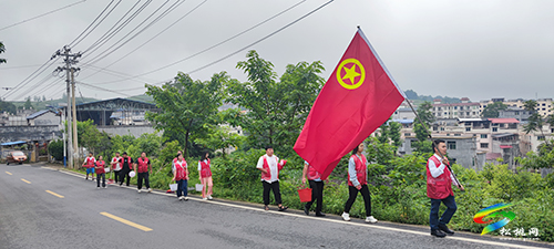 【新時代文明實踐】長興堡鎮(zhèn)團委組織開展“關(guān)愛山川河流”志愿服務(wù)活動