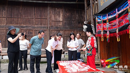 全市統(tǒng)一戰(zhàn)線“同心興銅+聚力發(fā)展”工程推進會在松桃召開