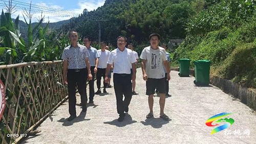 萬釬有到孟溪金瑞白石溪錳礦企業(yè)督導(dǎo)礦山安全生產(chǎn)、環(huán)保問題整改等工作