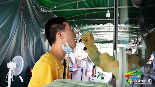 逐夢(mèng)軍旅！松桃第一批應(yīng)征青年參加征兵體檢