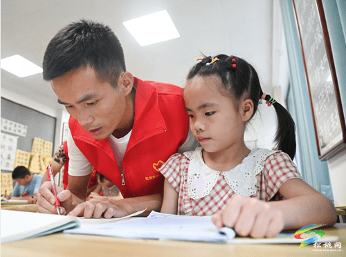 松桃：暑期公益課堂，為青少年打造“書香暑假”