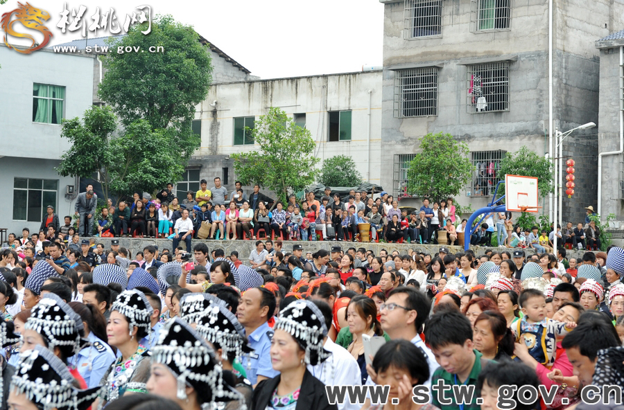 黔湘渝邊區(qū)聯(lián)合開展法制宣傳活動花絮