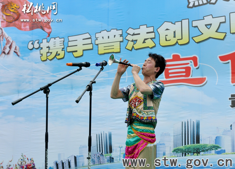 黔湘渝邊區(qū)聯(lián)合開展法制宣傳活動花絮
