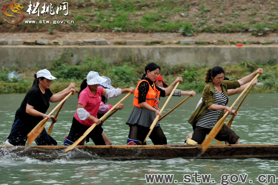 54支隊(duì)積極備戰(zhàn)2014端午龍舟賽