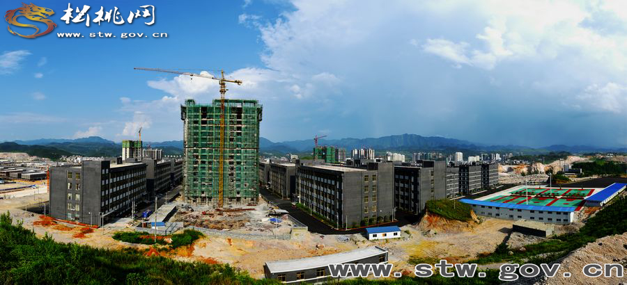 走看苗鄉(xiāng)新變化—七月建設(shè)巡禮