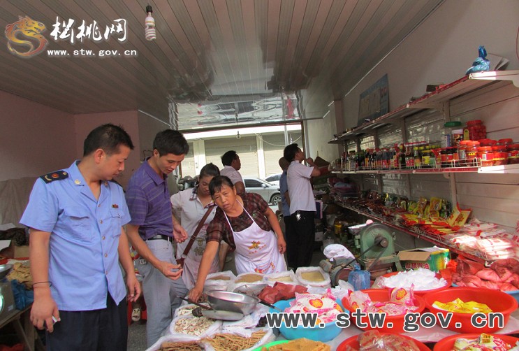 普覺鎮(zhèn)開展食品安全專項整治行動