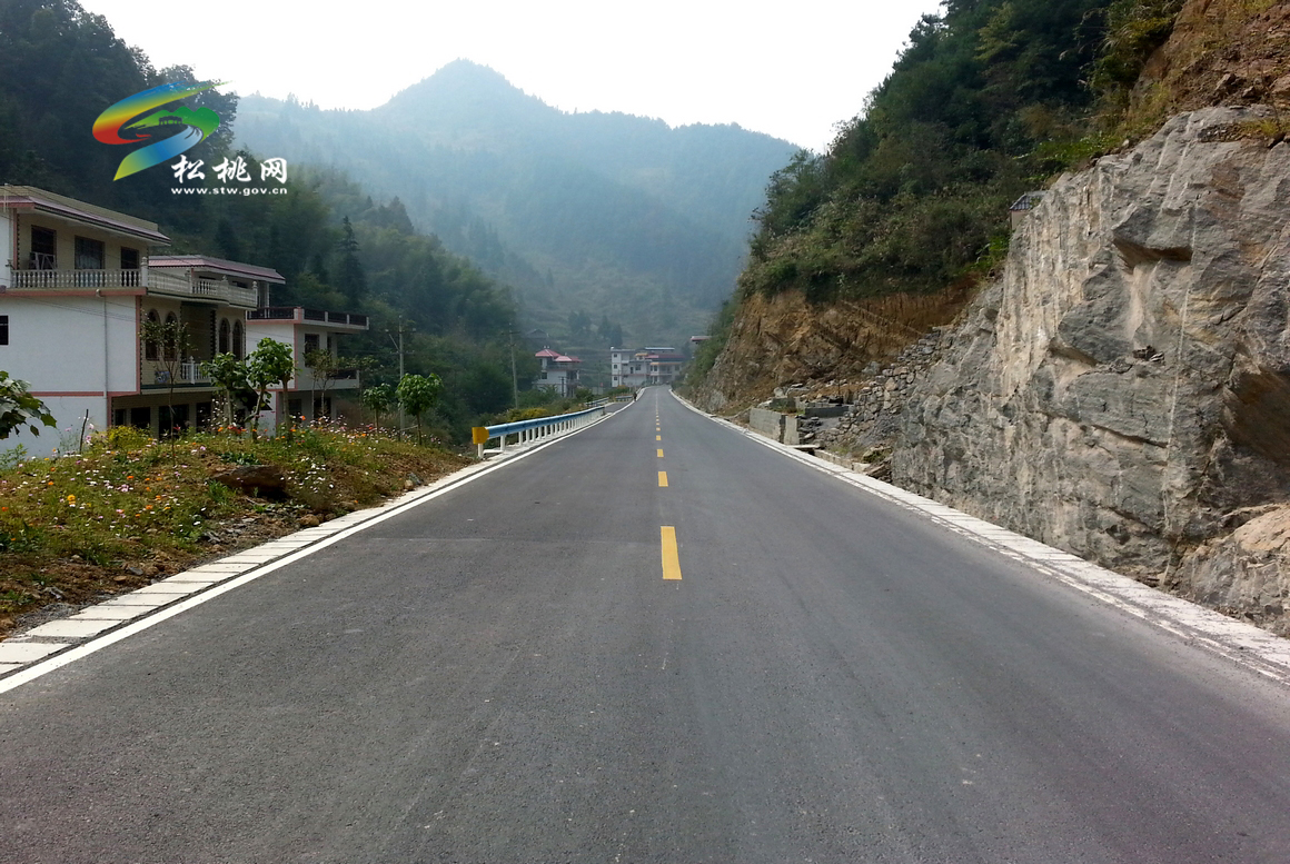 326國道松桃段改擴(kuò)建工程建成通車