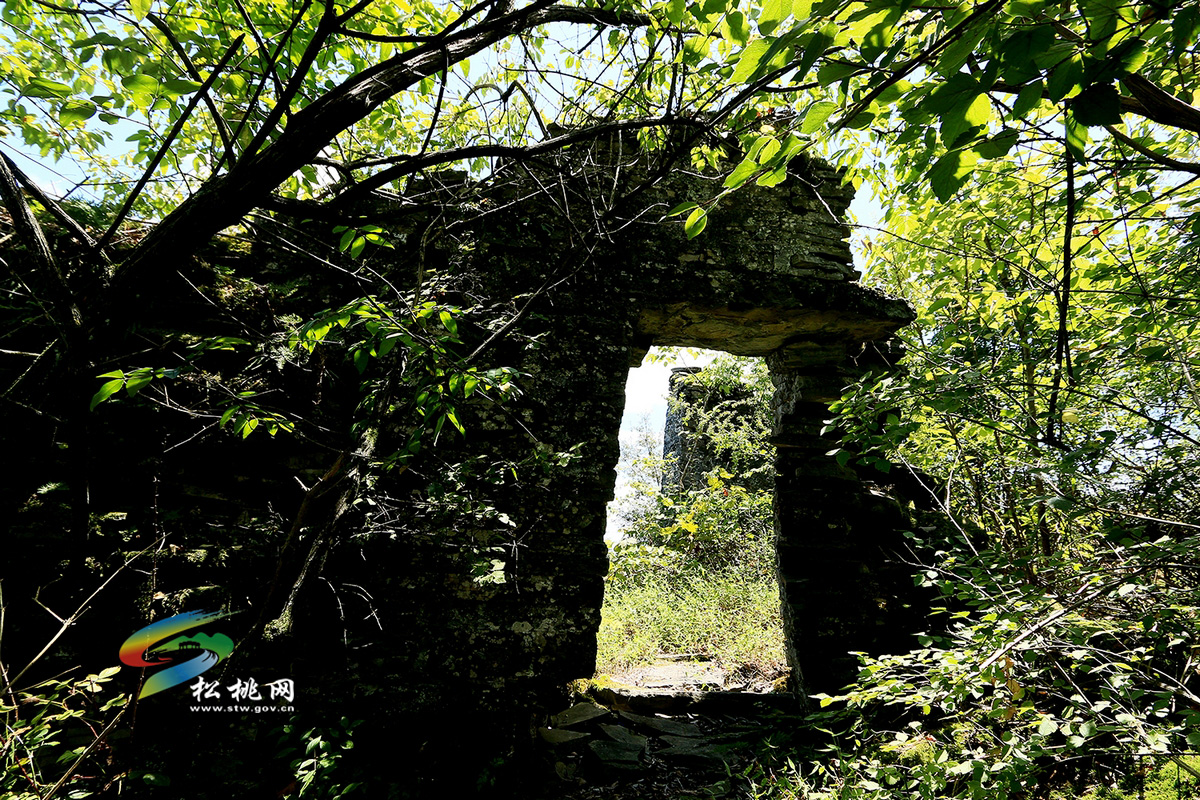 松桃牛郎鎮(zhèn)：伏魔山風(fēng)光