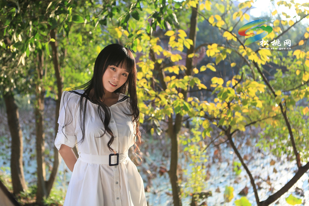 深秋，飄過校園的芬芳