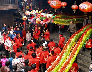 鳳凰攝影雙年展《寨英滾龍》專題作品賞析《二》