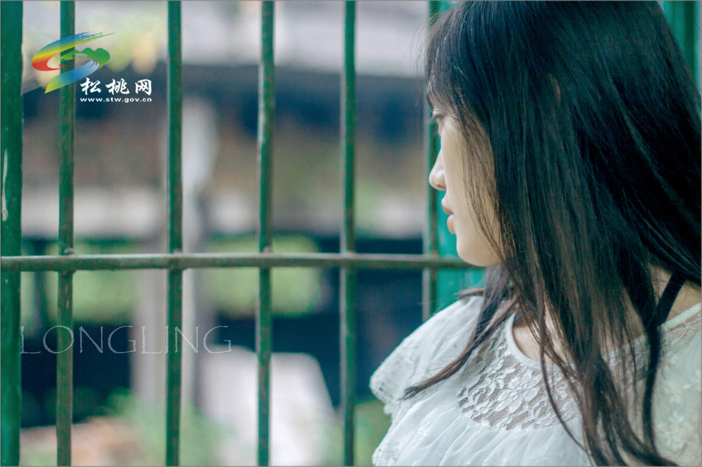 散落在校園里的“碎片”