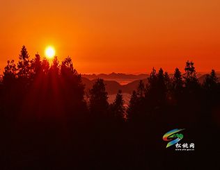 松桃八景之“屏山煙靄”