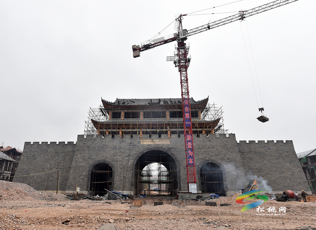 他們是風(fēng)雨無阻的松桃建設(shè)者！