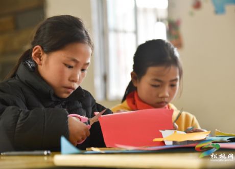 松桃：特色民族文化進(jìn)校園