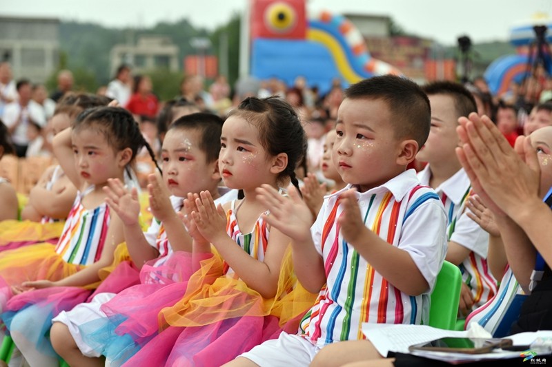 盤信幼兒園：多彩活動慶“六一”