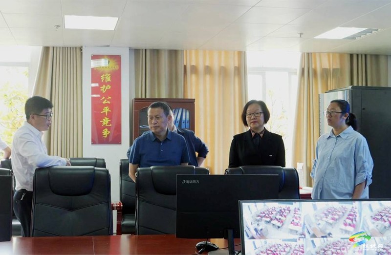 龍群躍巡視全縣2023年高考考點備考情況