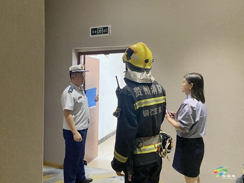 松桃消防開展高考住宿點(diǎn)消防安全檢查