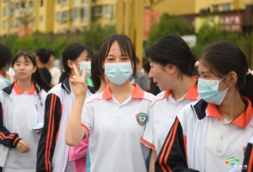松桃：5470名考生奔赴考場