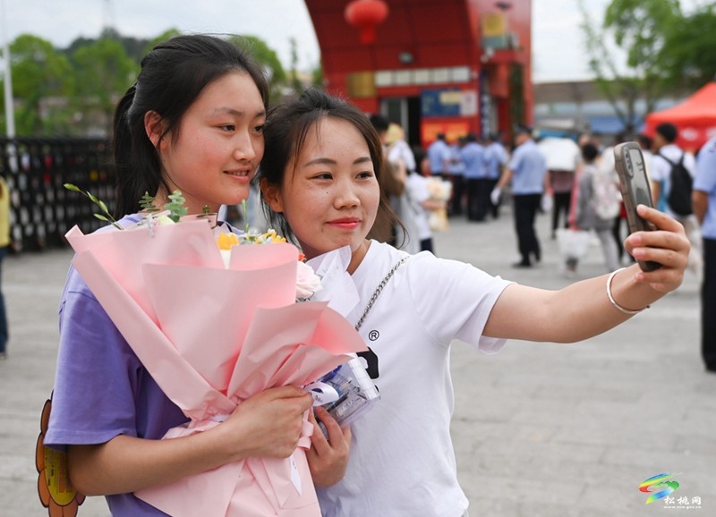 2023年全國(guó)高考結(jié)束，一起來看看那些精彩的瞬間~