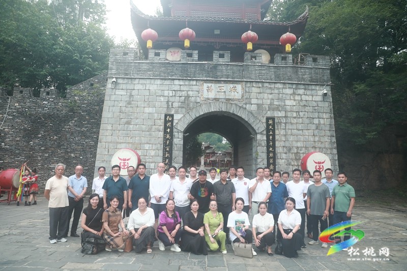 全縣旅游產(chǎn)業(yè)化工作座談會(huì)召開