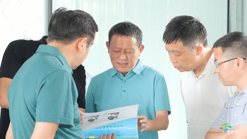 市人大常委會調(diào)研組到我縣調(diào)研生態(tài)畜牧業(yè)發(fā)展及畜禽產(chǎn)品加工情況