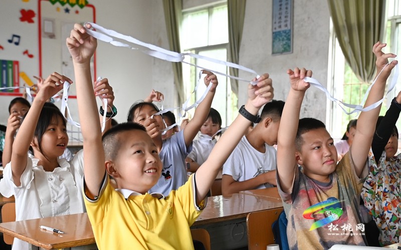 松桃：大學生支教?助力鄉(xiāng)村教育