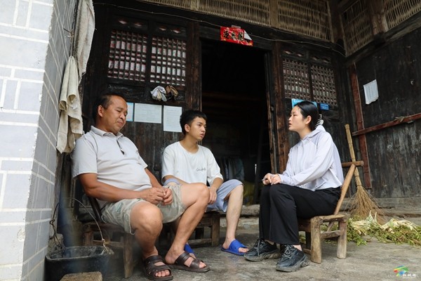 盤石鎮(zhèn)：禾梨坪村一農(nóng)戶共供出5名大學(xué)生