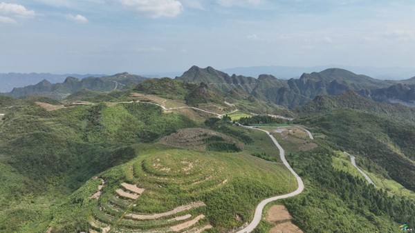 松桃?guī)r桑壩村：村美民富產(chǎn)業(yè)興 鄉(xiāng)村振興添動(dòng)能