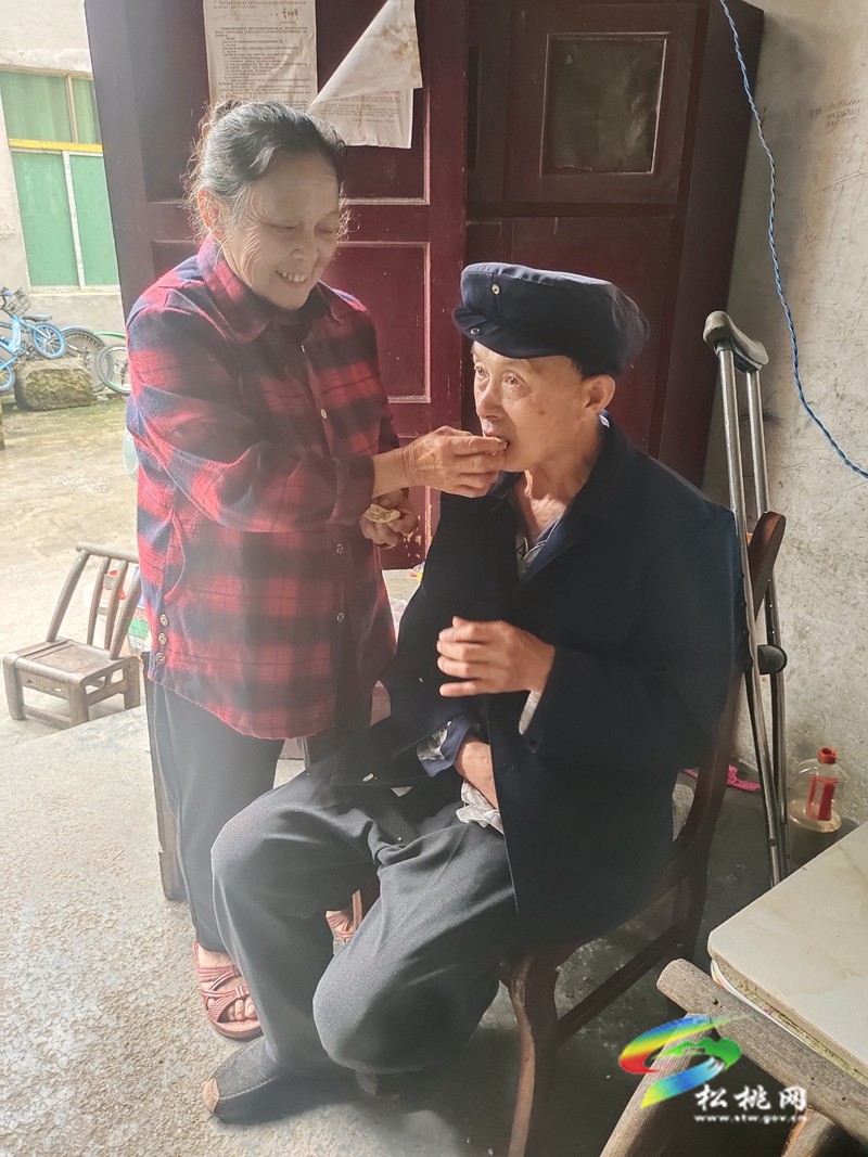 【松桃孝老愛親道德模范展播】李冬仙：雙手撐起一個家