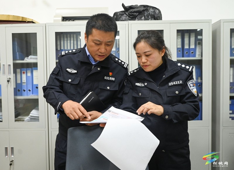松桃：“局長(zhǎng)進(jìn)大廳” 暖心服務(wù)零距離