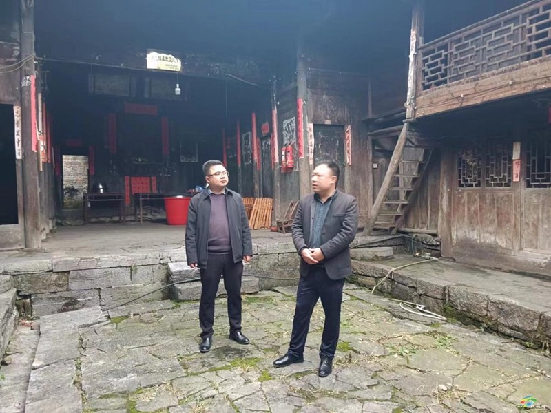 普覺(jué)鎮(zhèn)開(kāi)展今冬明春傳統(tǒng)村落消防安全檢查
