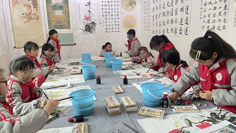 松桃：多彩社團百花齊放 促進學生全面健康發(fā)展