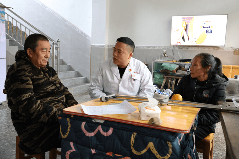 “走找想促”在行動(dòng)︱花垣：推進(jìn)三地醫(yī)保聯(lián)動(dòng) 造福邊區(qū)群眾