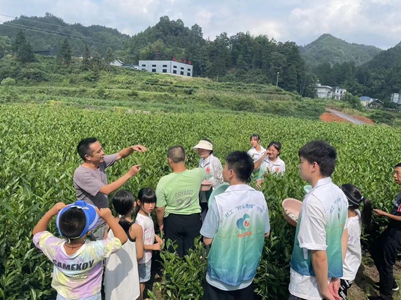 實(shí)現(xiàn)年均增收10萬余元，秀山這位殘疾人的奮斗故事很勵(lì)志