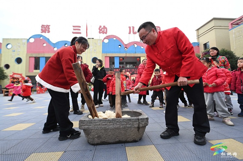 元旦來臨!縣第三幼兒園迎新年活動精彩紛呈