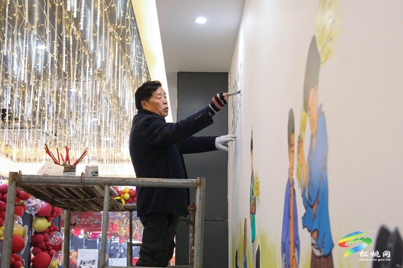 松桃:滿足市民購物需求 全方位打造優(yōu)質(zhì)生活     松桃希望精致生活超市有限公司盛大開業(yè)