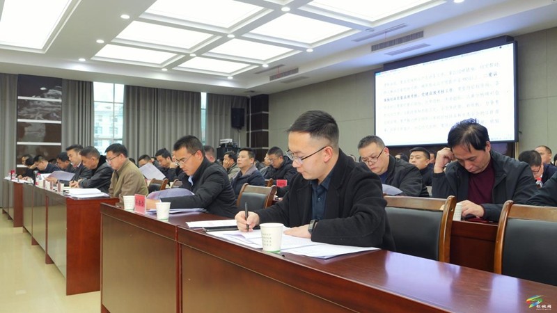 縣委常委會(huì)2024年第1次會(huì)議召開
