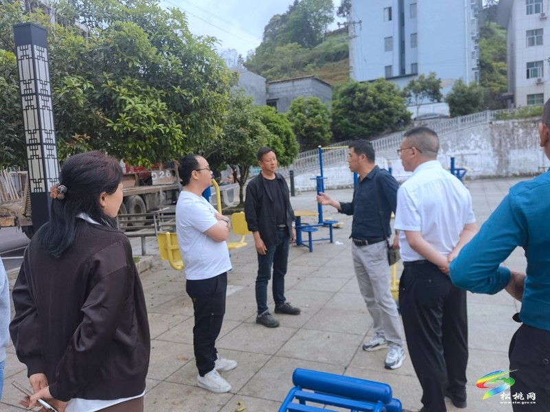 市文體廣電旅游局評(píng)估組到妙隘鄉(xiāng)綜合文化站開展評(píng)估定級(jí)工作