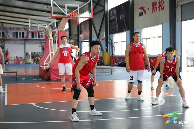 代表銅仁市參賽！松桃籃球隊全力備戰(zhàn)貴州“村BA”