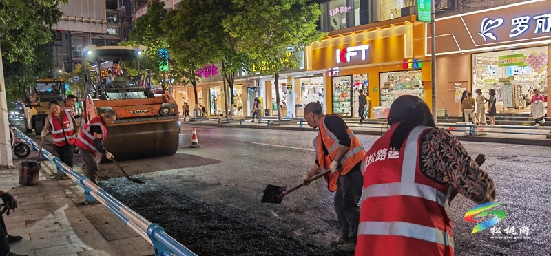 松桃：加強市政道路養(yǎng)護維修 助力文明城市創(chuàng)建