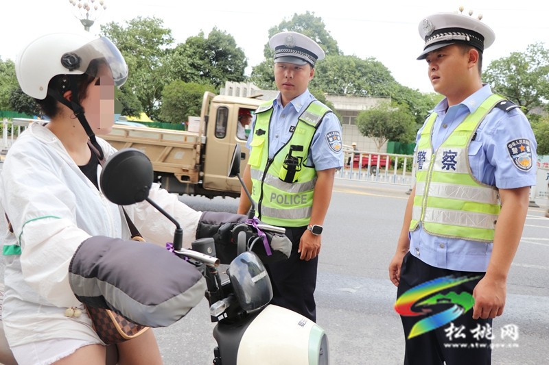 松桃公安交警大隊開展摩托車 電動摩托車電動自行車夏季交通安全突出風險專項整治行動
